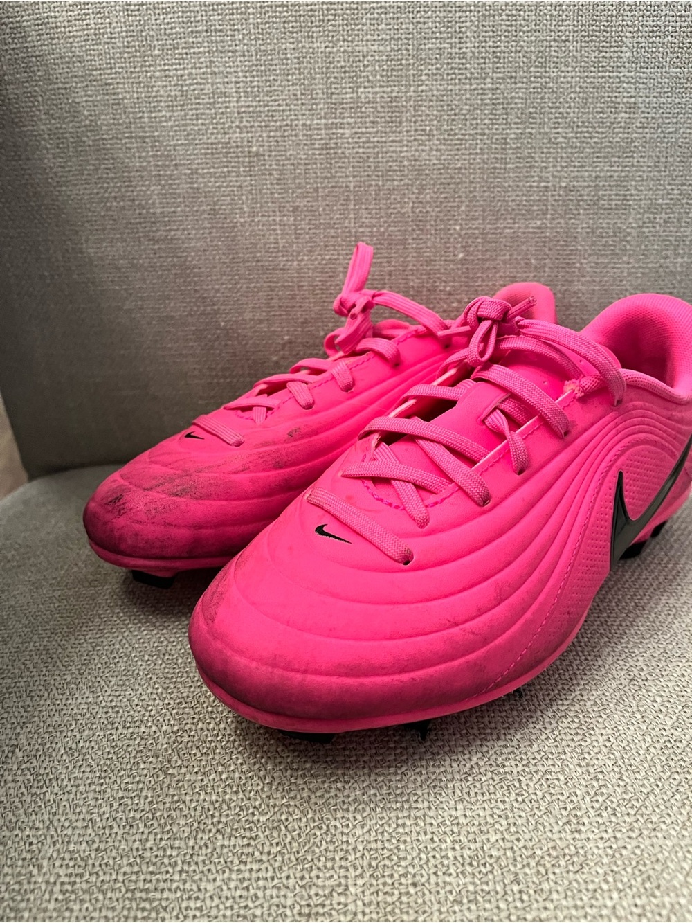 Nike Kids Hot Pink Soccer Cleats